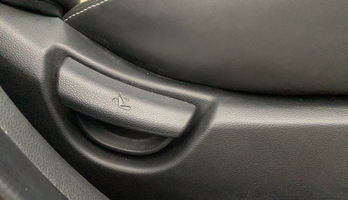 2014 Hyundai Grand i10 MAGNA 1.2 KAPPA VTVT, Petrol, Manual, 35,175 km, Driver Side Adjustment Panel