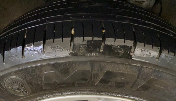 2024 Tata Harrier PURE PLUS S AT, Diesel, Automatic, 24,189 km, Right Rear Tyre Tread