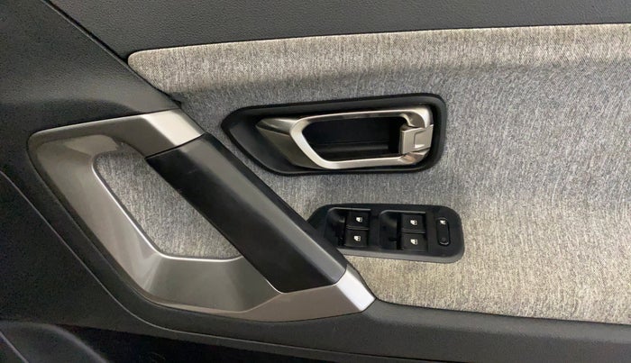 2024 Tata Harrier PURE PLUS S AT, Diesel, Automatic, 24,189 km, Driver Side Door Panels Control