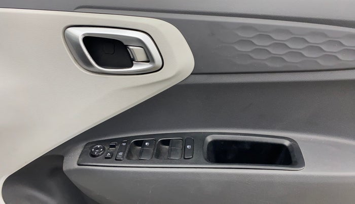 2021 Hyundai GRAND I10 NIOS SPORTZ 1.2 KAPPA VTVT CNG, CNG, Manual, 62,829 km, Driver Side Door Panels Control