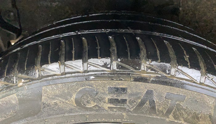 2021 Hyundai GRAND I10 NIOS SPORTZ 1.2 KAPPA VTVT CNG, CNG, Manual, 62,829 km, Right Rear Tyre Tread