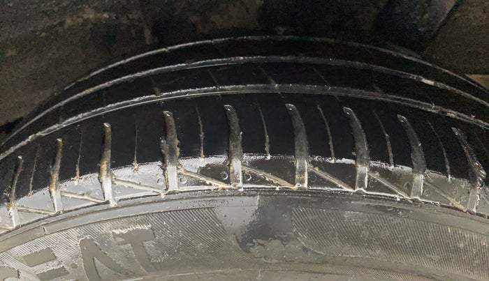 2021 Hyundai GRAND I10 NIOS SPORTZ 1.2 KAPPA VTVT CNG, CNG, Manual, 62,829 km, Left Rear Tyre Tread