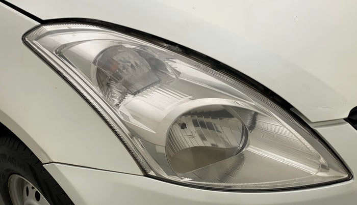 2011 Maruti Swift LXI, Petrol, Manual, 42,637 km, Right headlight - Minor scratches