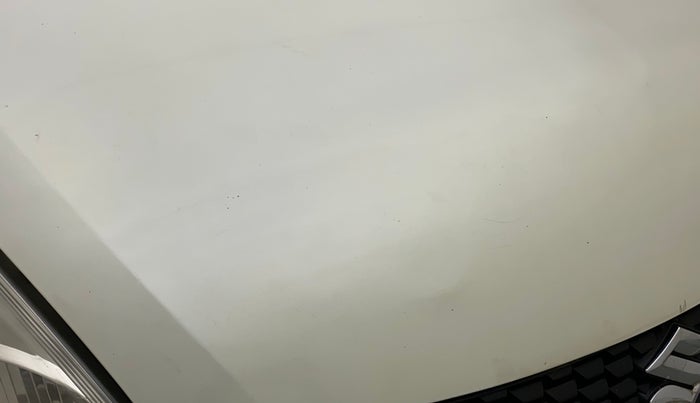 2011 Maruti Swift LXI, Petrol, Manual, 42,637 km, Bonnet (hood) - Minor scratches