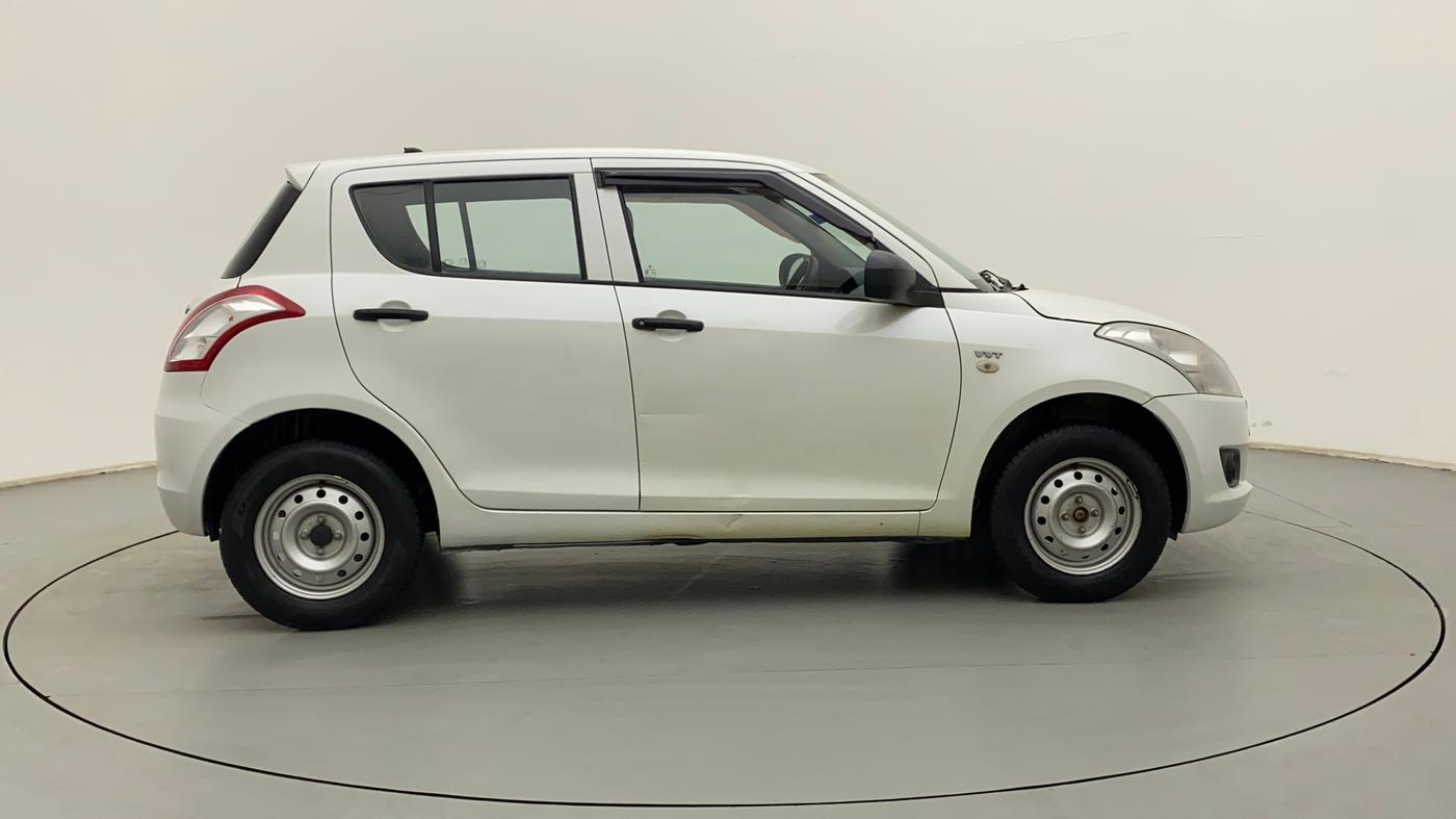 2011 Maruti Swift LXI, Petrol, Manual, 42,637 km, Right Side View