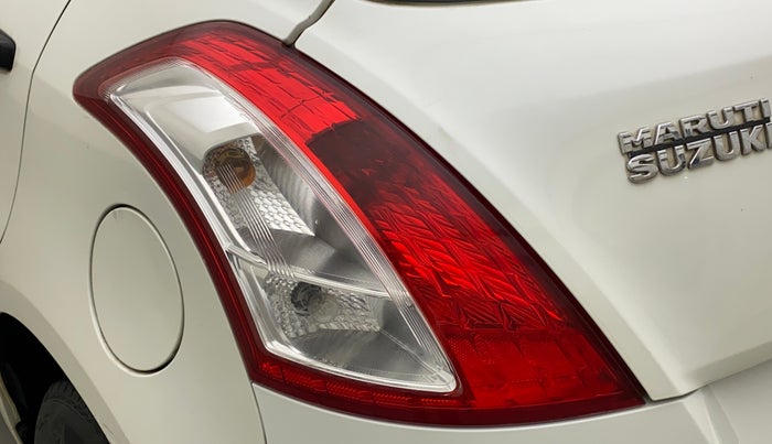 2011 Maruti Swift LXI, Petrol, Manual, 42,637 km, Left tail light - Minor scratches