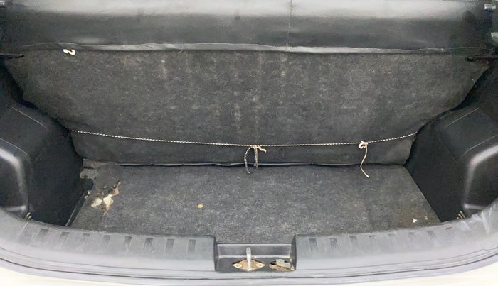 2011 Maruti Swift LXI, Petrol, Manual, 42,637 km, Boot Inside
