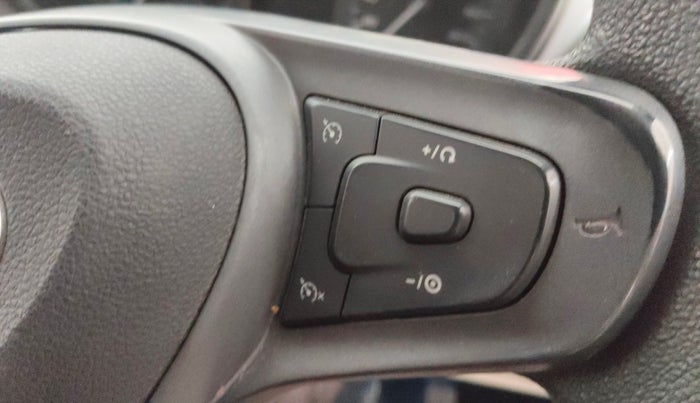 2022 Tata ALTROZ XZ DIESEL, Diesel, Manual, 60,344 km, Adaptive Cruise Control