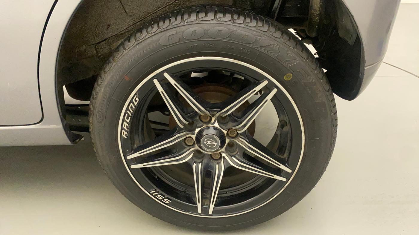 2015 Maruti Wagon R 1.0 VXI AMT, Petrol, Automatic, 95,214 km, Left Rear Wheel