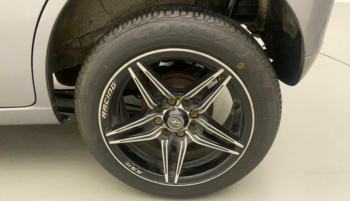 2015 Maruti Wagon R 1.0 VXI AMT, Petrol, Automatic, 95,214 km, Left Rear Wheel