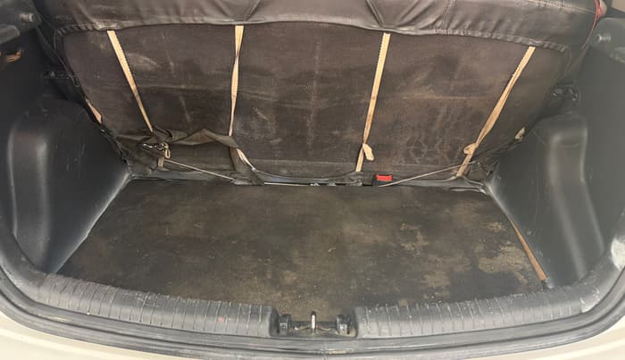 2014 Hyundai Grand i10 SPORTZ 1.2 KAPPA VTVT, Petrol, Manual, 78,490 km, Boot Inside