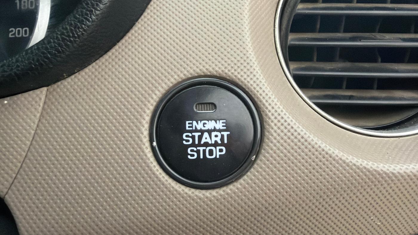 2014 Hyundai Grand i10 SPORTZ 1.2 KAPPA VTVT, Petrol, Manual, 79,014 km, Keyless Start/ Stop Button