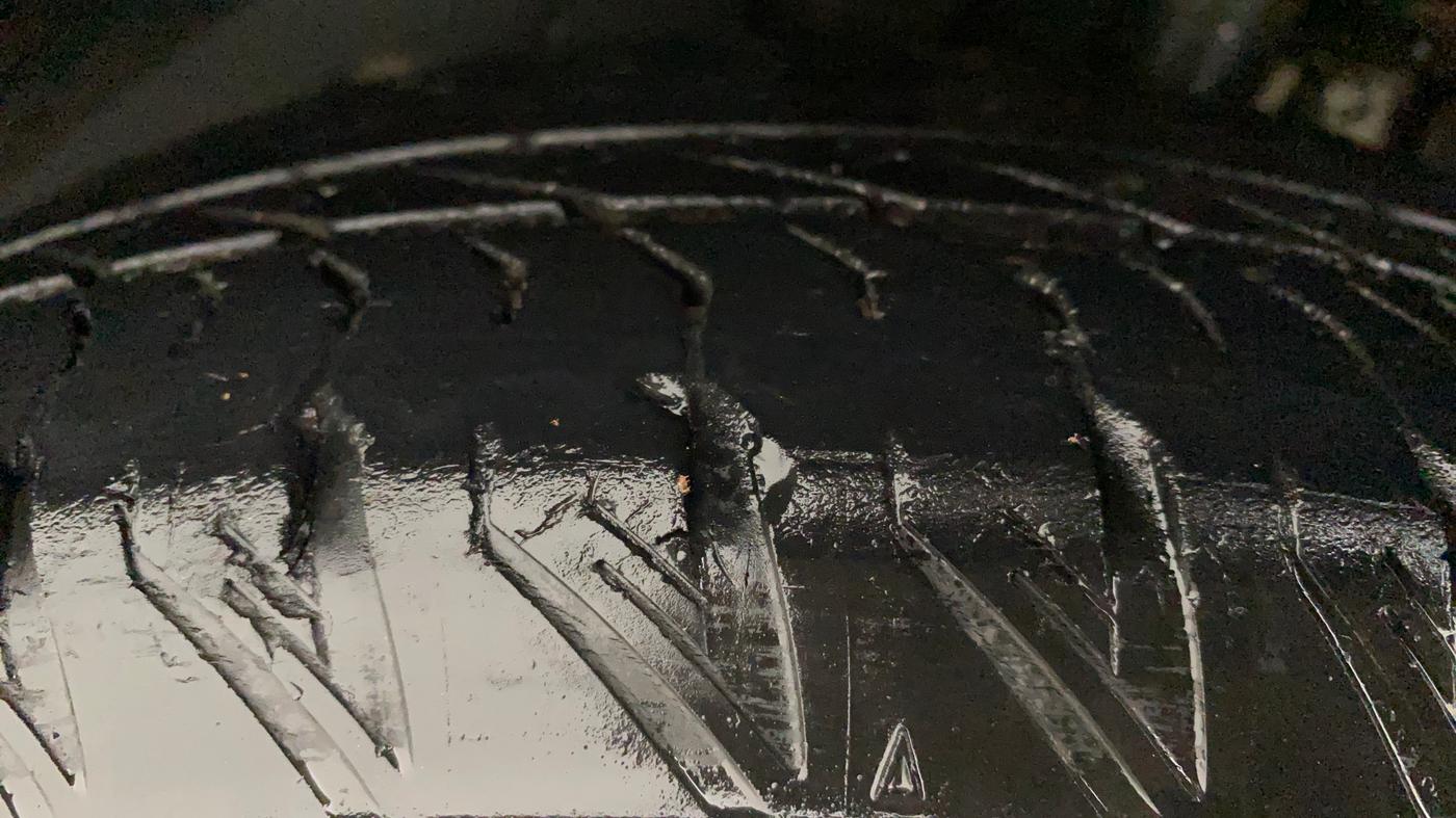 2018 Mahindra XUV500 W11 AT, Diesel, Automatic, 52,928 km, Left Front Tyre Tread
