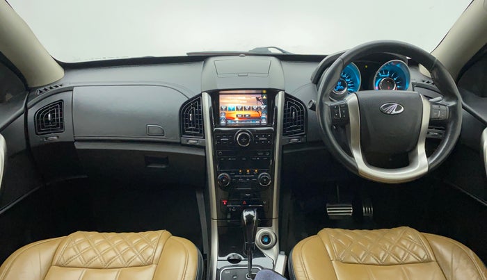 2018 Mahindra XUV500 W11 AT, Diesel, Automatic, 52,928 km, Dashboard