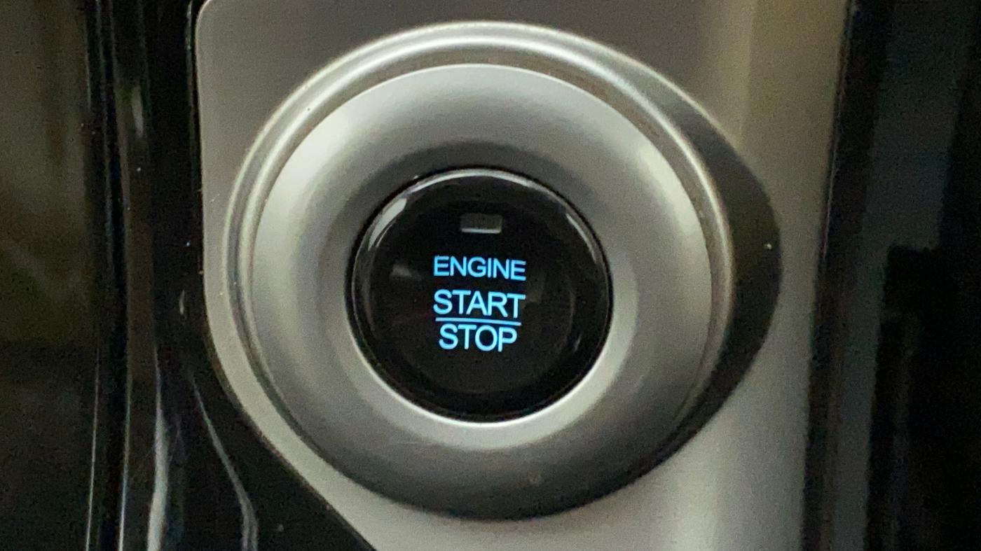 2018 Mahindra XUV500 W11 AT, Diesel, Automatic, 52,928 km, Keyless Start/ Stop Button