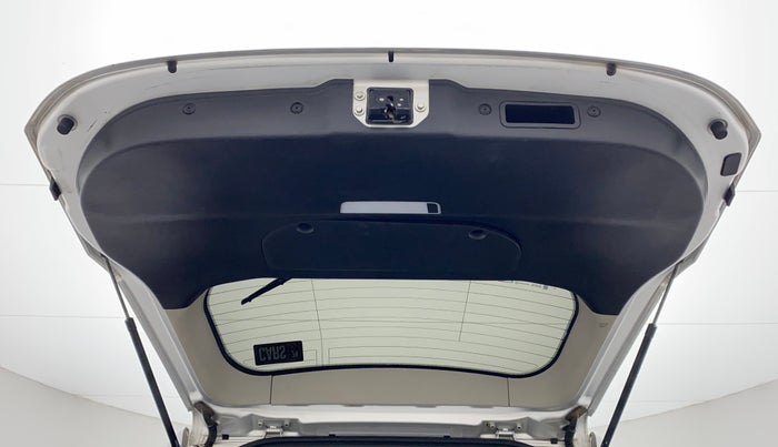 2018 Mahindra XUV500 W11 AT, Diesel, Automatic, 52,928 km, Boot Door Open