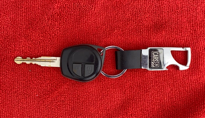 2015 Maruti Swift Dzire VXI, Petrol, Manual, 94,645 km, Key Close Up