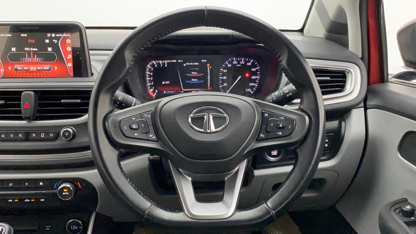 2020 Tata ALTROZ XZ 1.2, Petrol, Manual, 13,455 km, Steering Wheel Close Up