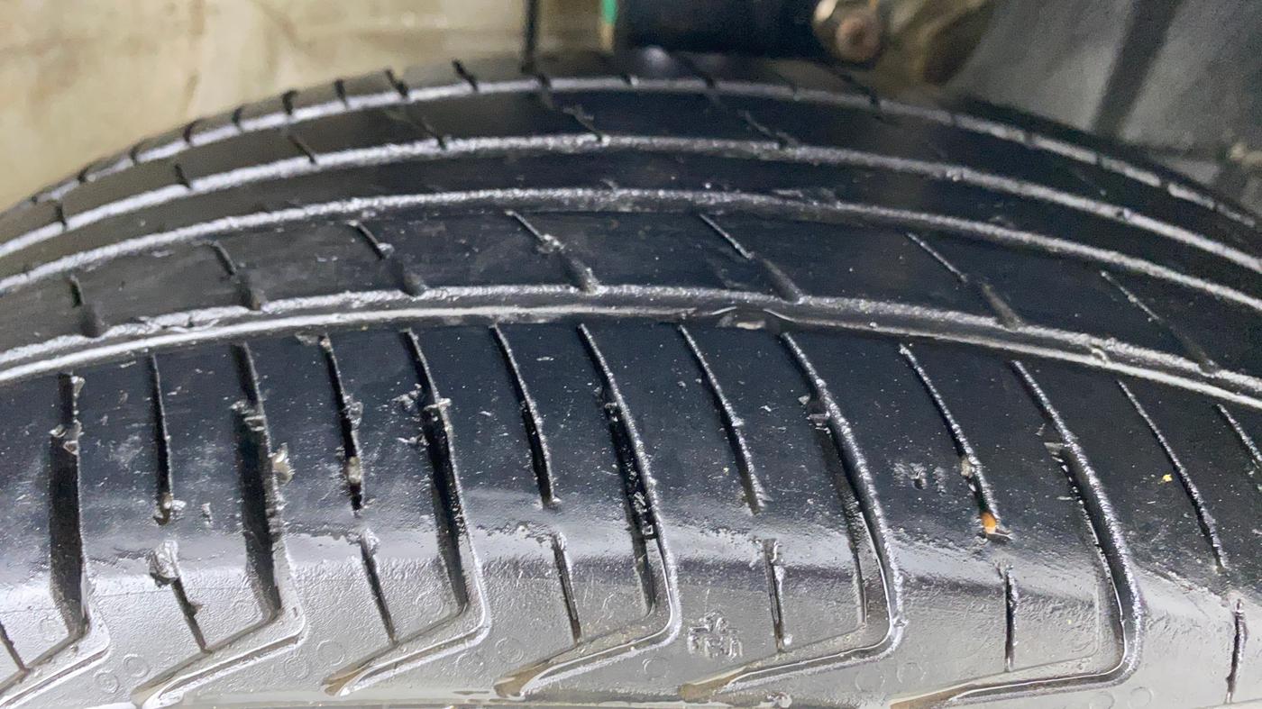 2021 Maruti New Wagon-R 1.0 Lxi (o) cng, CNG, Manual, 47,419 km, Right Front Tyre Tread
