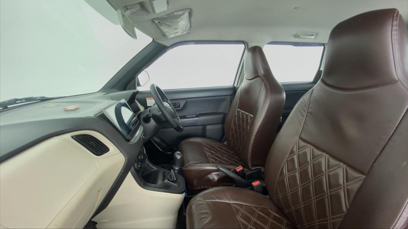 2021 Maruti New Wagon-R 1.0 Lxi (o) cng, CNG, Manual, 47,419 km, Right Side Front Door Cabin