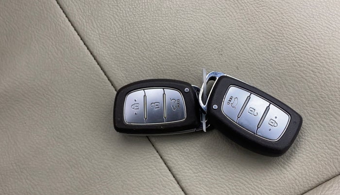 2015 Hyundai Elite i20 ASTA 1.2, Petrol, Manual, 87,776 km, Key Close Up