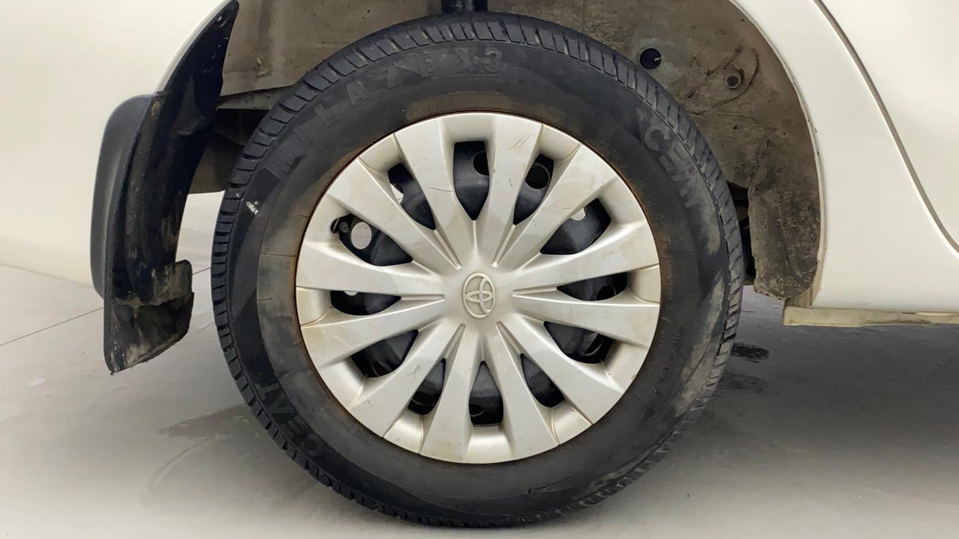 2011 Toyota Etios G, Petrol, Manual, 44,756 km, Right Rear Wheel