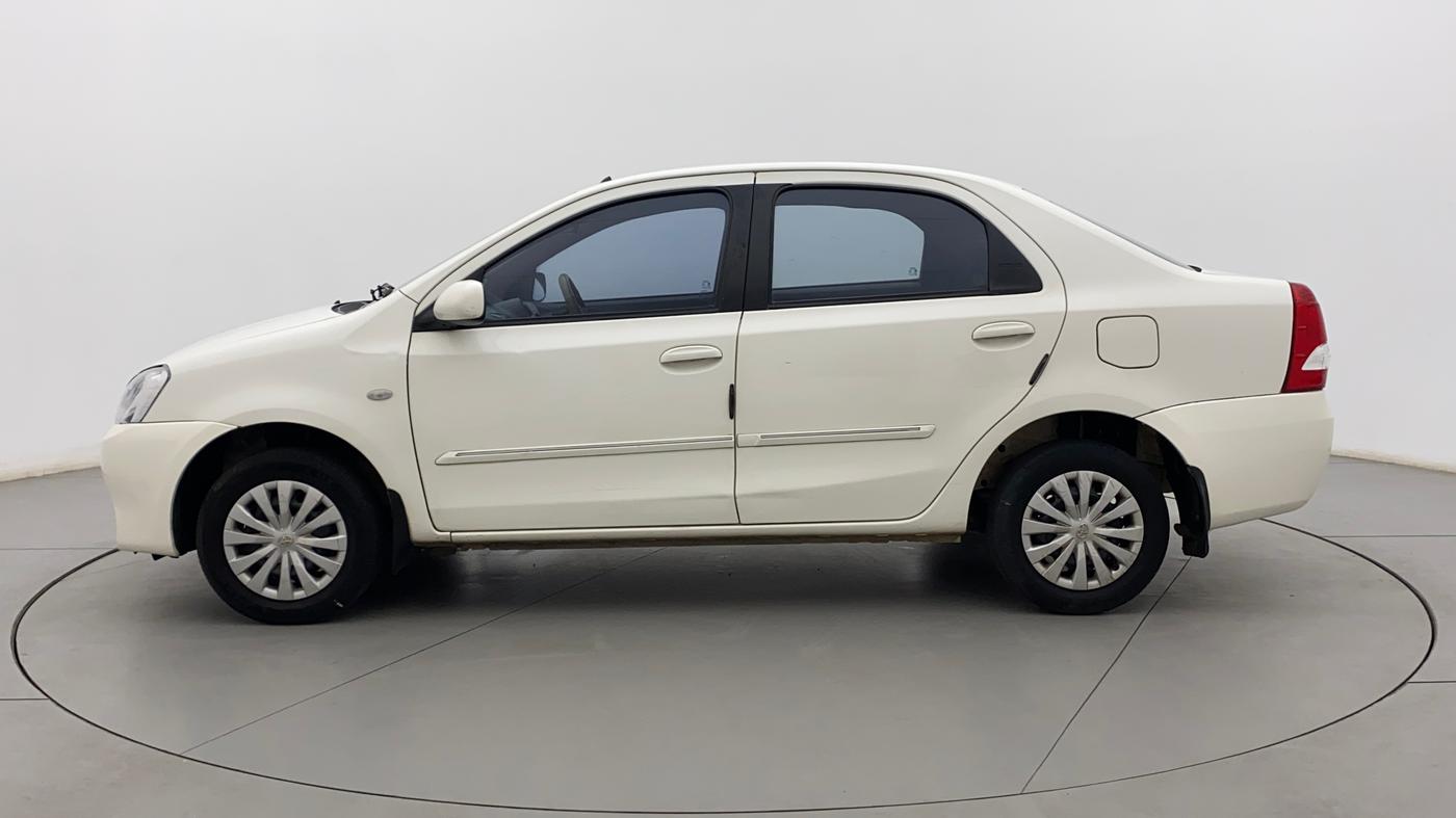 2011 Toyota Etios G, Petrol, Manual, 44,756 km, Left Side