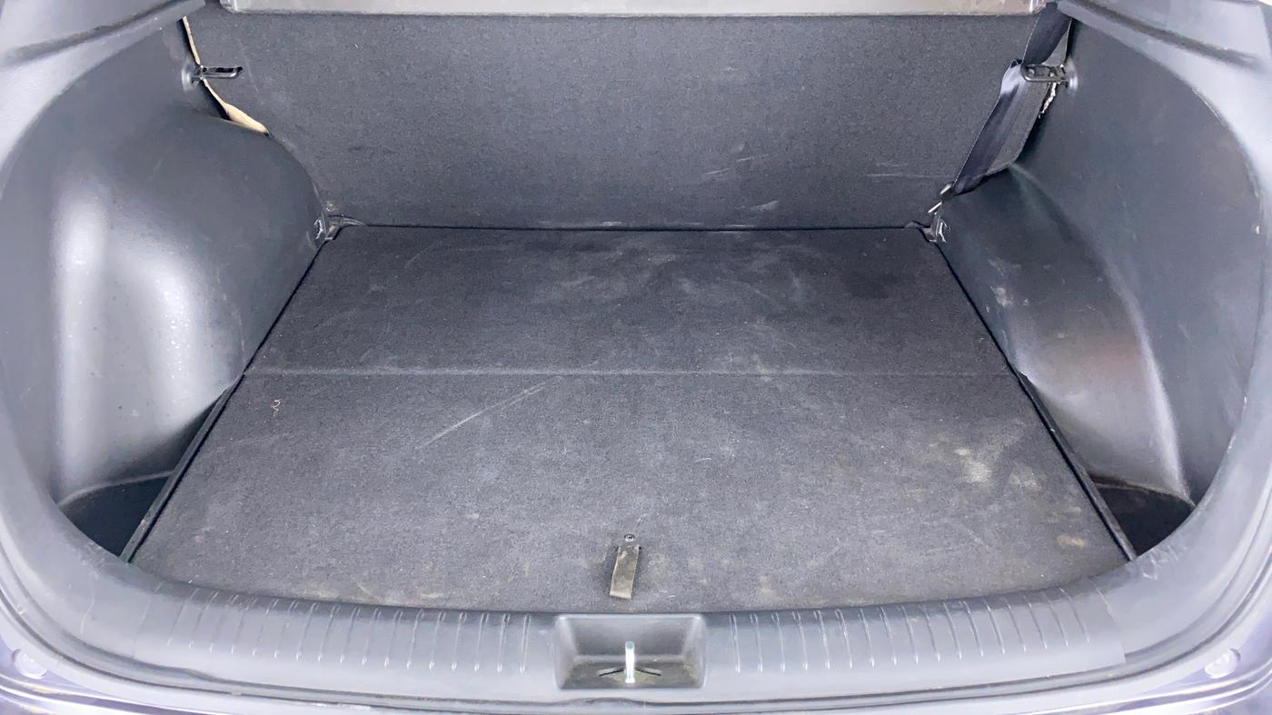 2016 Hyundai Creta 1.6 S, Petrol, Manual, 19,803 km, Boot Inside