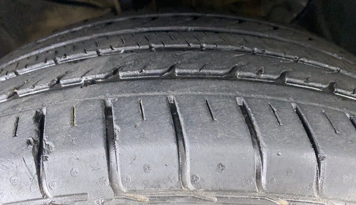 2016 Hyundai Creta 1.6 S, Petrol, Manual, 19,803 km, Right Front Tyre Tread
