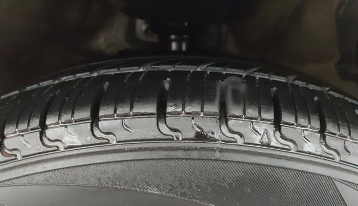 2017 Maruti Celerio ZXI AMT, Petrol, Automatic, 57,123 km, Right Front Tyre Tread