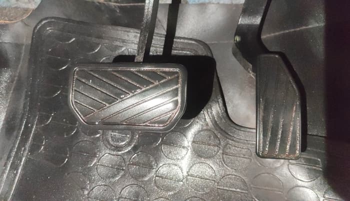 2017 Maruti Celerio ZXI AMT, Petrol, Automatic, 57,123 km, Pedals