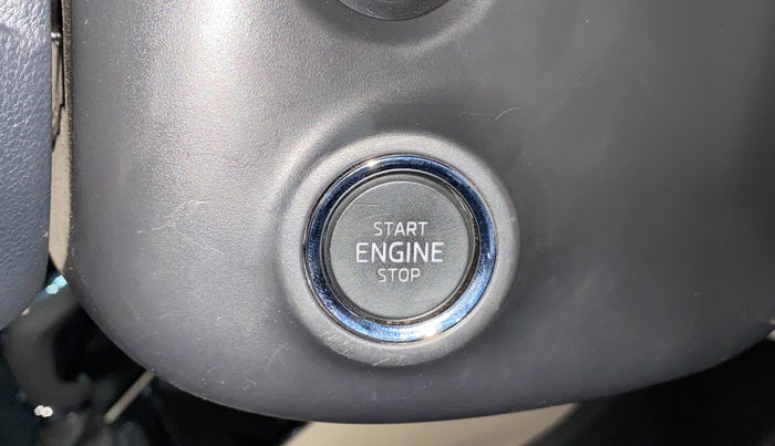 2022 Skoda SLAVIA STYLE 1.0L TSI AT, Petrol, Automatic, 28,140 km, Keyless Start/ Stop Button