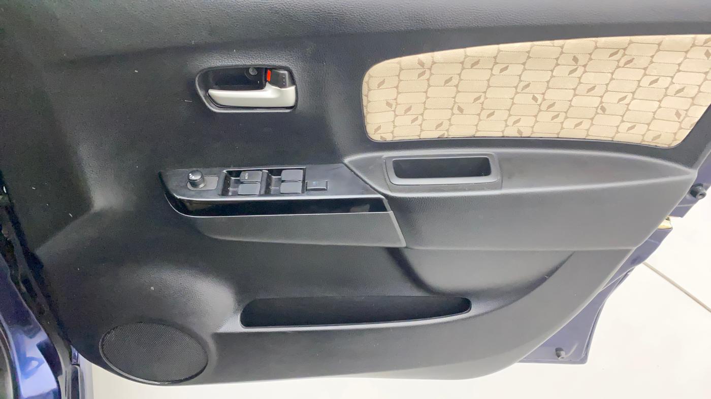 2018 Maruti Wagon R 1.0 VXI + (O) AMT, Petrol, Automatic, 44,969 km, Driver Side Door Panels Control