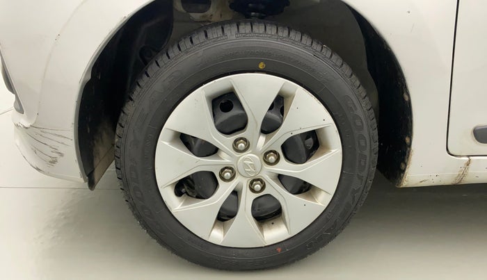 2015 Hyundai Xcent S 1.2, Petrol, Manual, 18,520 km, Left Front Wheel