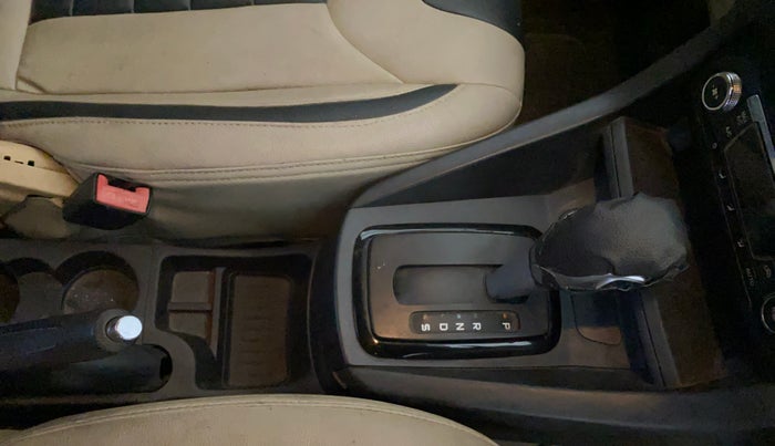2015 Ford Figo Aspire TITANIUM 1.5 PETROL AT, Petrol, Automatic, 61,722 km, Gear Lever