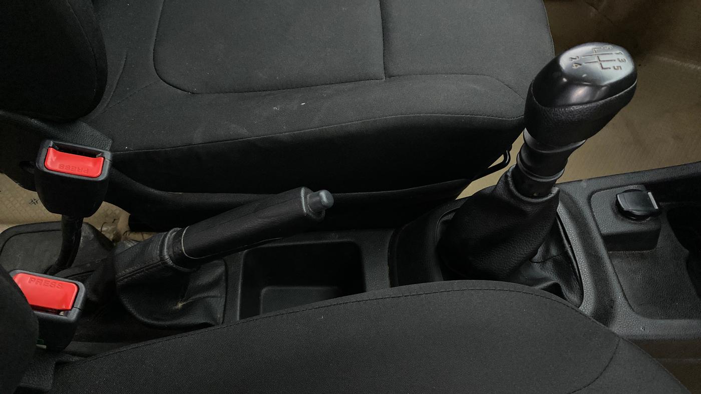 2019 Renault Kwid RXL, Petrol, Manual, Gear Lever