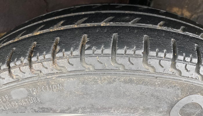 2019 Renault Kwid RXL, Petrol, Manual, Left Rear Tyre Tread