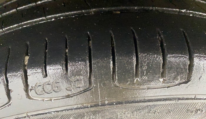 2016 Hyundai Grand i10 ASTA (O) AT 1.2 KAPPA VTVT, Petrol, Automatic, 87,759 km, Right Rear Tyre Tread