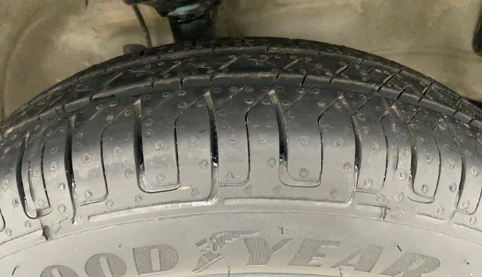 2013 Maruti Wagon R 1.0 LXI, Petrol, Manual, 25,232 km, Right Front Tyre Tread