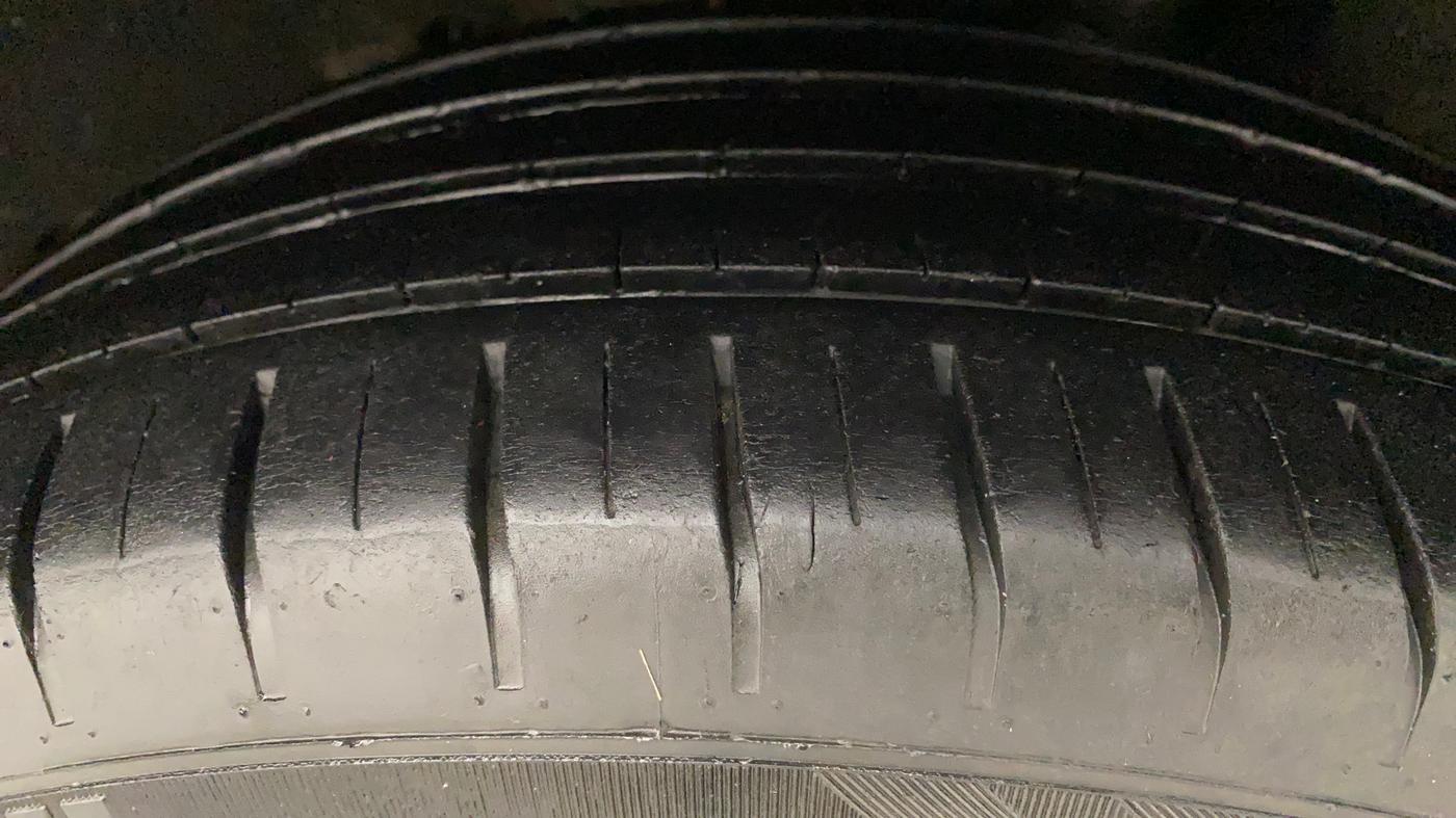 2019 Maruti Baleno ZETA PETROL 1.2, Petrol, Manual, 41,729 km, Left Rear Tyre Tread