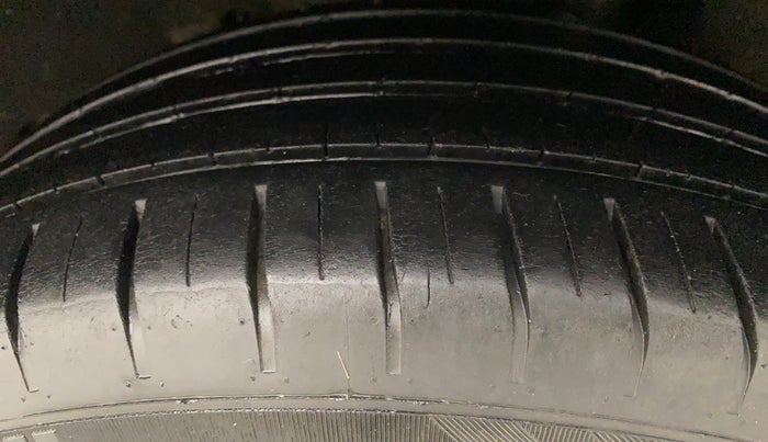 2019 Maruti Baleno ZETA PETROL 1.2, Petrol, Manual, 41,729 km, Left Rear Tyre Tread