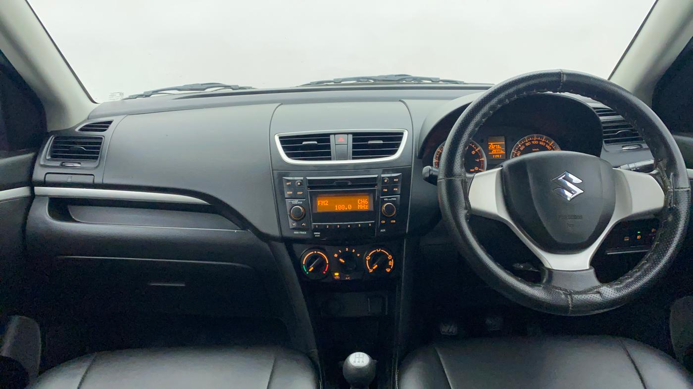 2016 Maruti Swift VXI OPT, Petrol, Manual, 30,028 km, Dashboard