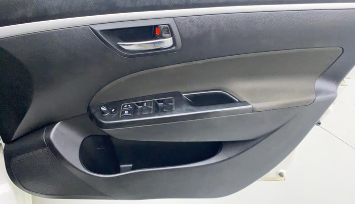 2016 Maruti Swift VXI OPT, Petrol, Manual, 30,028 km, Driver Side Door Panels Control