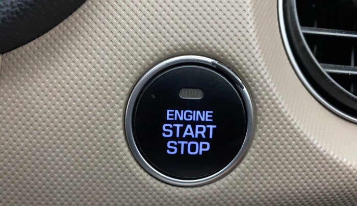 2017 Hyundai Grand i10 ASTA 1.2 KAPPA VTVT, Petrol, Manual, 37,795 km, Keyless Start/ Stop Button