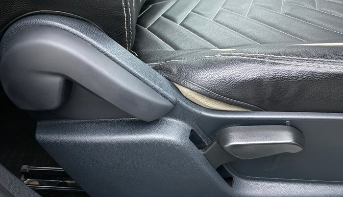 2020 Ford Ecosport 1.5TITANIUM TDCI, Diesel, Manual, 19,710 km, Driver Side Adjustment Panel