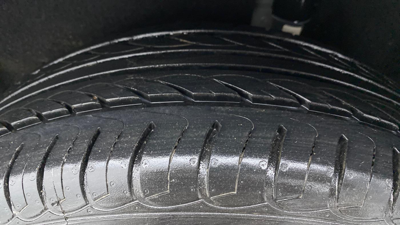 2020 Ford Ecosport 1.5TITANIUM TDCI, Diesel, Manual, 19,710 km, Left Rear Tyre Tread