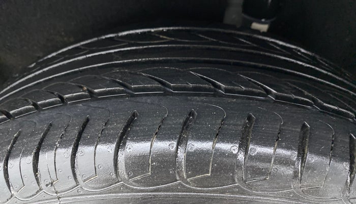 2020 Ford Ecosport 1.5TITANIUM TDCI, Diesel, Manual, 19,710 km, Left Rear Tyre Tread