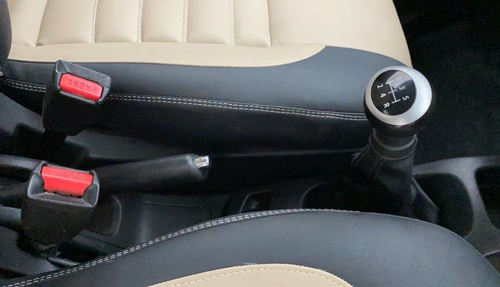 2014 Maruti Wagon R 1.0 VXI, Petrol, Manual, 46,242 km, Gear Lever