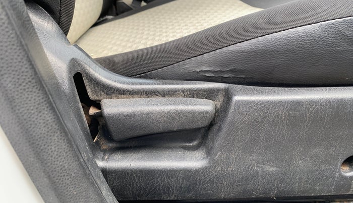 2021 Maruti Alto LXI, Petrol, Manual, 62,810 km, Driver Side Adjustment Panel