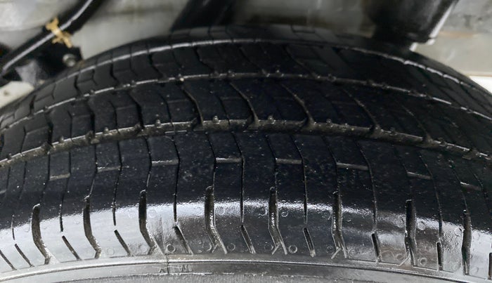 2016 Honda Amaze 1.2 SMT I VTEC, Petrol, Manual, 47,636 km, Left Rear Tyre Tread